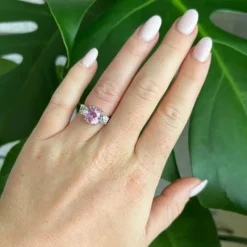 Pamono 5 Carat Pink Ceylon Sapphire and Diamond Gold Trilogy Ring><noscript><img width=