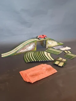 Pamono 13301 G/3 Race Track with Red No. 5 Racing Car from Märklin, 1930s> Electronics