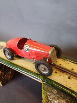 Pamono 13301 G/3 Race Track with Red No. 5 Racing Car from Märklin, 1930s><noscript><img width=