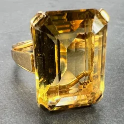 Pamono 18 Karat Cocktail Ring with Citrine, 1940s