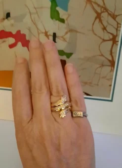 Clearance Pamono 18 Karat Gold Snake Ring with Diamonds, 2000s