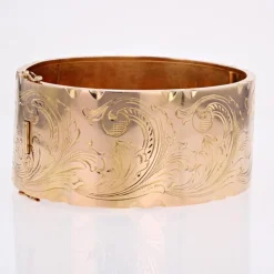 Clearance Pamono 18 Karat Rose Gold Wide Bangle Bracelet with Leaves Pattern, 1960s