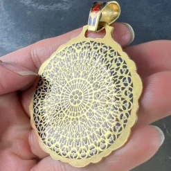 Pamono 18 Karat Yellow Gold and Enamel Notre Dame Paris Rose Window Plique a Jour Pendant Medal, 1980s><noscript><img width=