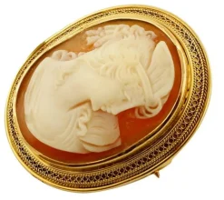 Clearance Pamono 18 Karat Yellow Gold Cameo Brooch