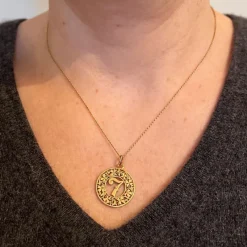Pamono 18 Karat Yellow Gold Lucky Number 7 4-Leaf Clover Good Luck Charm Pendant, 1890s><noscript><img width=