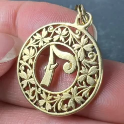 Pamono 18 Karat Yellow Gold Lucky Number 7 4-Leaf Clover Good Luck Charm Pendant, 1890s><noscript><img width=