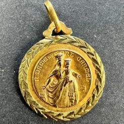 Online Pamono 18 Karat Yellow Gold Notre Dame de Mont Carmel Sacred Heart Medal Pendant by E. Dropsy, 1890s