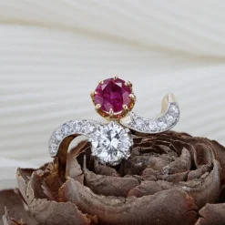 Pamono 18 Karat Yellow Gold Ring with Ruby and Diamonds, 1960s><noscript><img width=