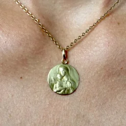 Pamono 18 Karat Yellow Gold Scapular Medal Pendant><noscript><img width=