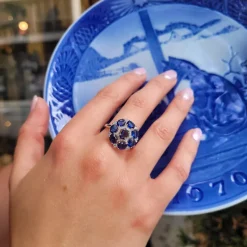 Pamono 925 Silver Rosette Ring with Sapphire Root and Zircons, Italy, 21st Century><noscript><img width=
