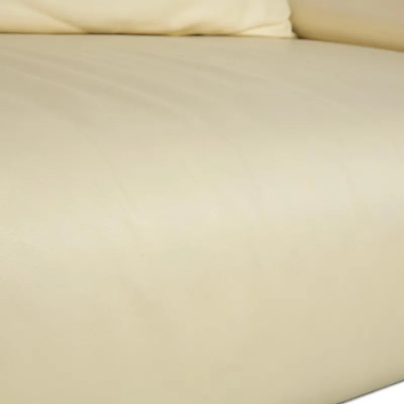 Pamono 1600 Two-Seater Cream Sofa in Leather from Rolf Benz