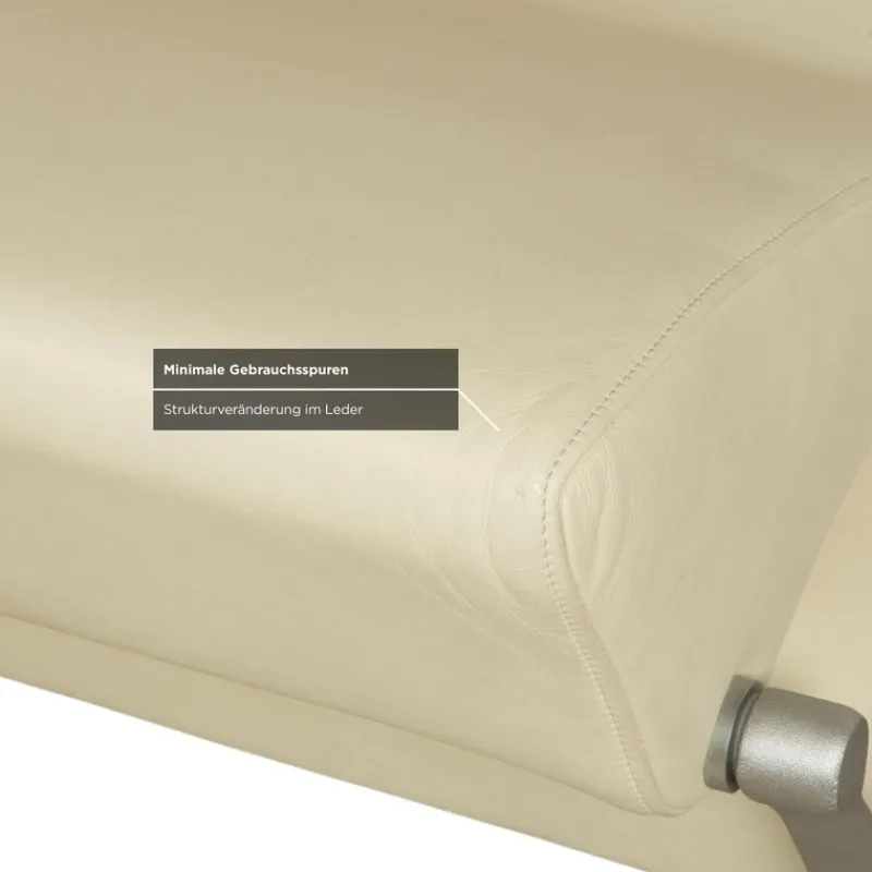 Pamono 1600 Two-Seater Cream Sofa in Leather from Rolf Benz