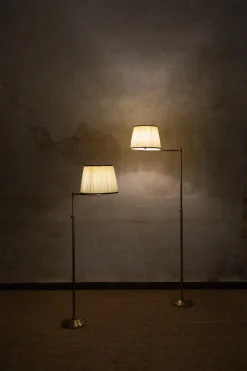 Pamono Adjustable Brass Floor Lamps with Fabric Lampshade, 1970s, Set of 2><noscript><img width=