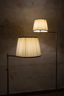 Pamono Adjustable Brass Floor Lamps with Fabric Lampshade, 1970s, Set of 2><noscript><img width=