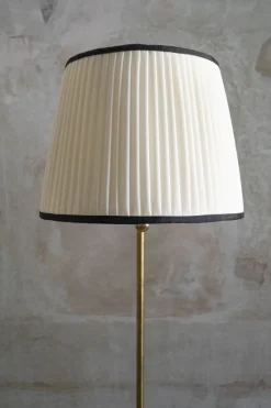 Pamono Adjustable Brass Floor Lamps with Fabric Lampshade, 1970s, Set of 2><noscript><img width=
