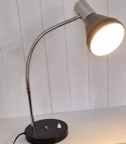 Pamono Adjustable Desk Lamp with Chrome-Plated and Black Painted Metal Frame, 1980s> Table Lamps