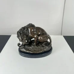 Pamono After A. Barye, Lion with Snake, 20th Century, Bronze><noscript><img width=