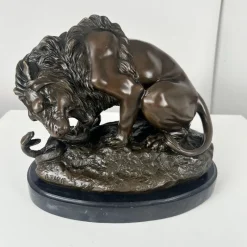 Pamono After A. Barye, Lion with Snake, 20th Century, Bronze><noscript><img width=