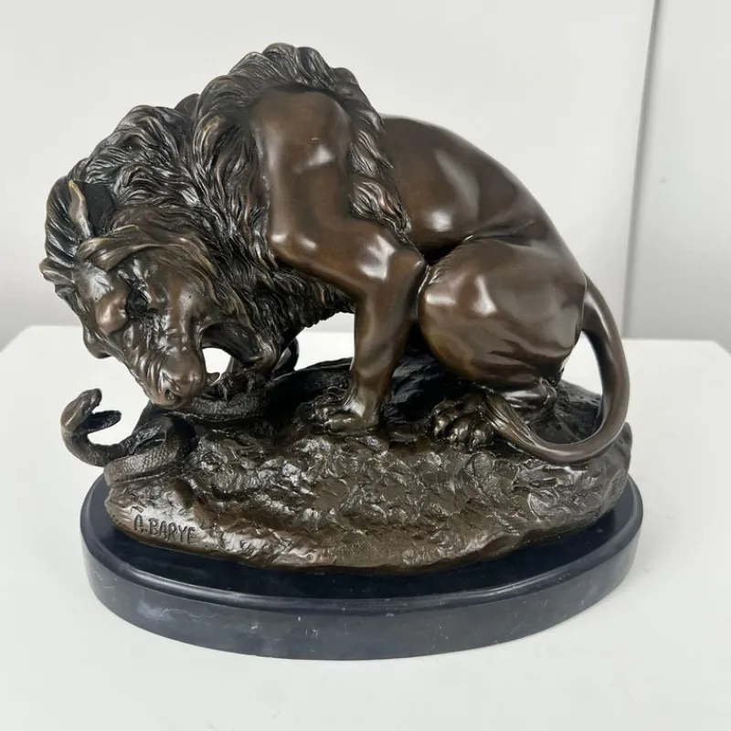 Pamono After A. Barye, Lion with Snake, 20th Century, Bronze> Sculpture