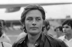 Outlet Pamono Alain Delon Archival Pigment Print Framed in White by Jean-Pierre Bonnotte