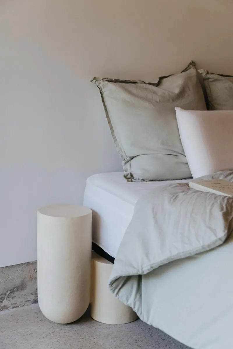 Pamono Almond Moor Bed Bases by Lisa Allegra, Set of 4> Wall Lights & Sconces