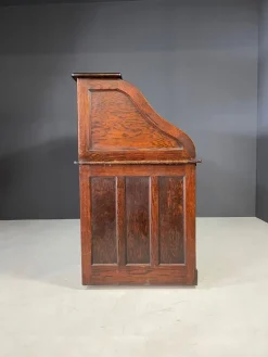 Pamono American Oak Roll-Top Desk, Czechoslovakia, 1930s><noscript><img width=