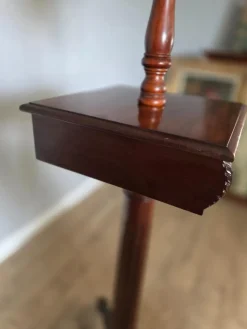 Pamono American Victorian Gentleman's Shaving Vanity Mirror with Stand in Mahogany, 1909><noscript><img width=