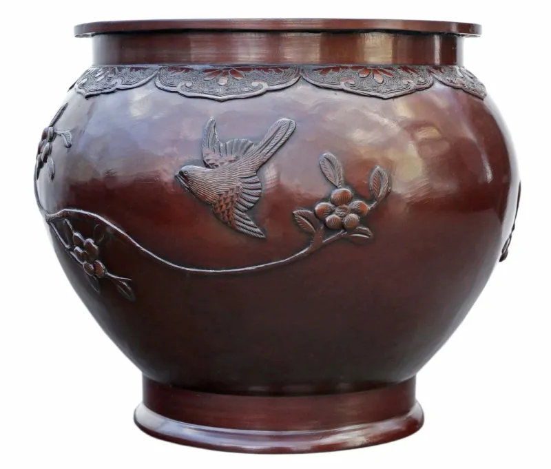 Pamono Ancient Japanese Bronze Planter, 1890s> Planters And Jardiniere