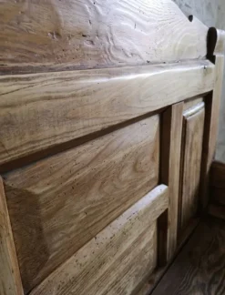 Hot Pamono Anitque Spanish Chestnut Settle Bench, 1880
