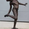 Online Pamono Annibale de Lotto, Faniullo con Granchio, 1910, Bronze on Marble Base