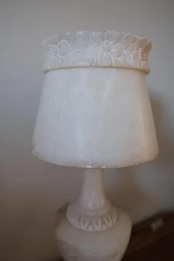 Pamono Antique Alabaster Table Lamp with Alabaster Shade><noscript><img width=