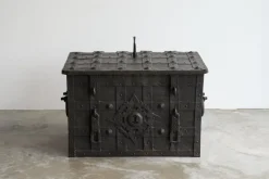 Online Pamono Antique Armada Box or Strongbox in Iron, Early 17th Century