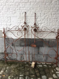 Pamono Antique Art Nouveau Gate, Set of 2> Garden Accessories