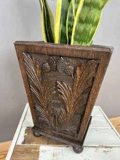 Best Pamono Antique Arts & Crafts Carved Oak Planter with Botanical Motifs and Bun Feet, United Kingdom, Early 19th Century