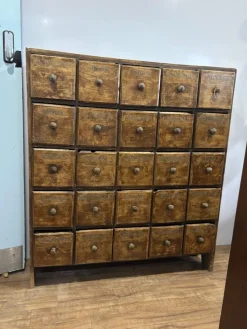 Pamono Antique Bank of Shop 25 Drawers> Dressers, Commodes & Chests