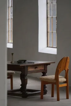 Hot Pamono Antique Baroque Accent Table in Oak, 1890s