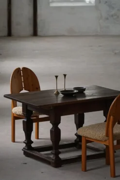 Hot Pamono Antique Baroque Accent Table in Oak, 1890s