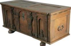 Hot Pamono Antique Baroque Chest in Oak, 1637