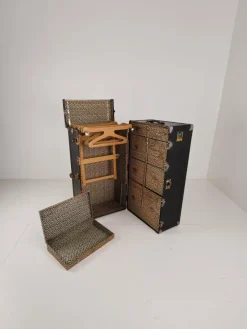 Outlet Pamono Antique Belber Black Leather Steamer Trunk, 1920s
