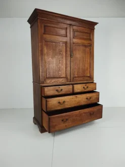 Clearance Pamono Antique Berners Street Linen Press Cabinet in Light Oak from Howard & Son's, 1800s