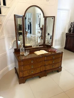 Pamono Antique Burr Walnut Dressing Table, 1920> Dressing Tables