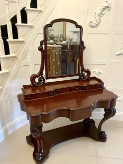 Pamono Antique Carved Mahogany Dressing Table, 1860s> Dressing Tables