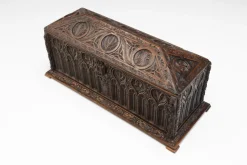 New Pamono Antique Carved Trunk, 1800s