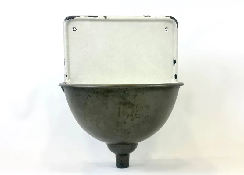 Hot Pamono Antique Cast Iron Garden Wall Sink, 19th Century