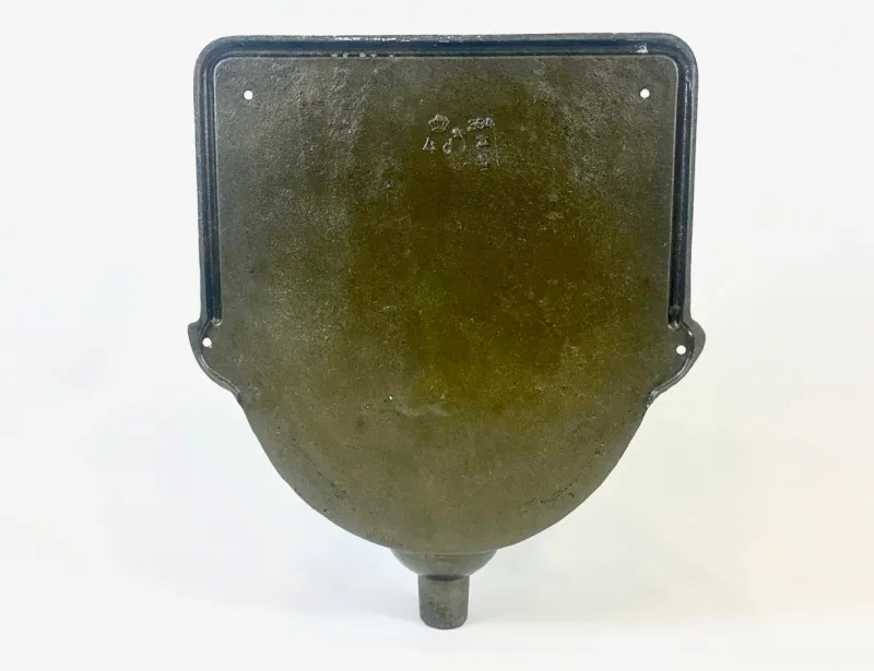 Hot Pamono Antique Cast Iron Garden Wall Sink, 19th Century