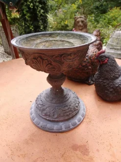 Outlet Pamono Antique Chalice in Metal