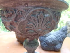 Outlet Pamono Antique Chalice in Metal