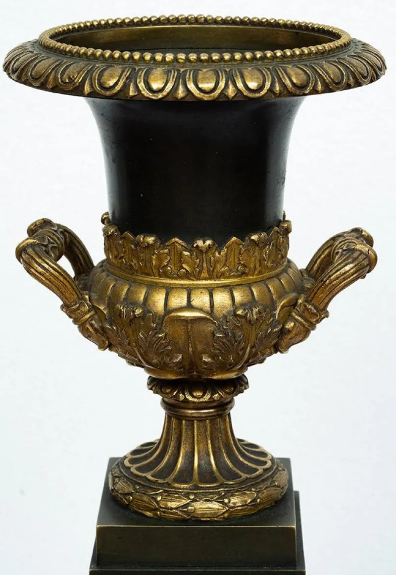 New Pamono Antique Charles X Chests / Vases in Gilt Bronze and Patinated Bronze, France, Early 19th Century, Set of 2