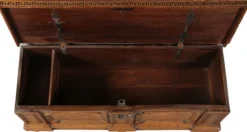 Outlet Pamono Antique Chest in Walnut, 1730