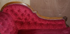 Pamono Antique Chesterfield Chaise Lounge from Howard & Sons><noscript><img width=